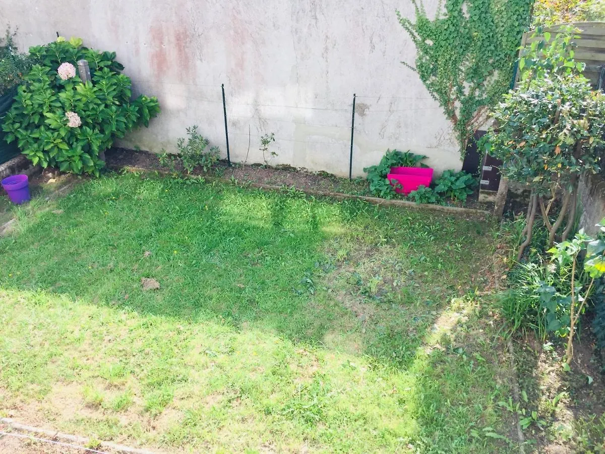 アパート Charmant T2 Proche Gare, Avec La Fibre Et Jardin ロリアン フランス